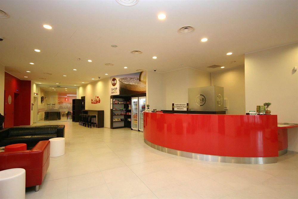 B&B Hotel Milano-Monza Esterno foto