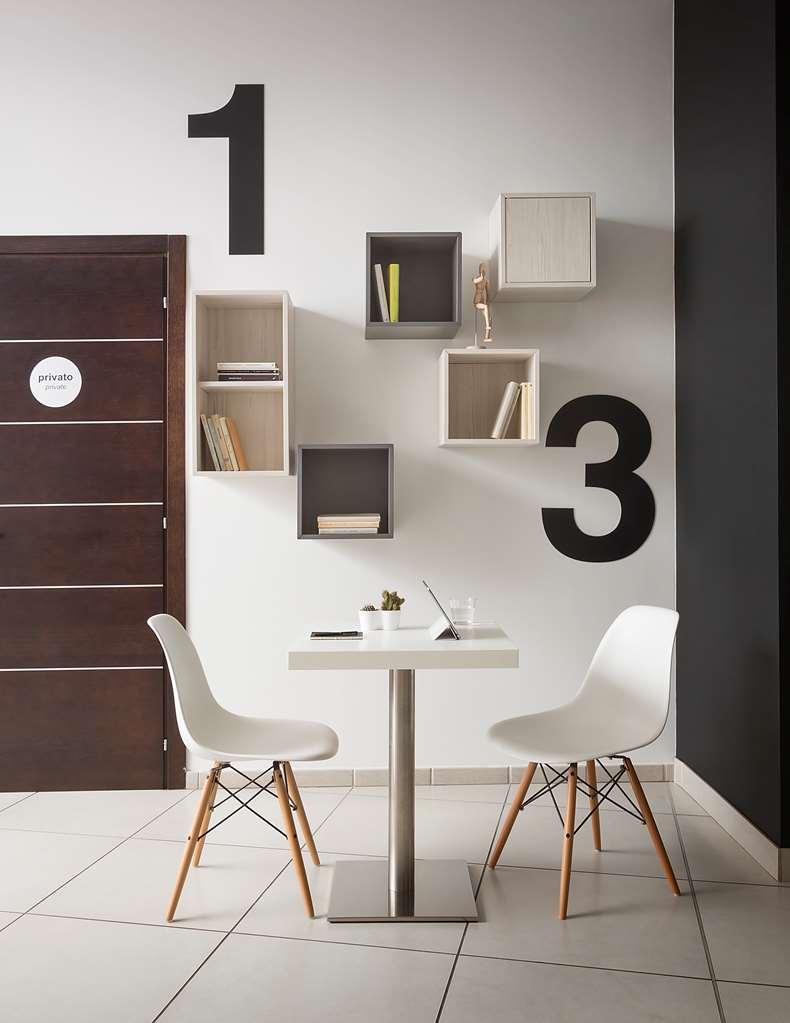 B&B Hotel Milano-Monza Ristorante foto